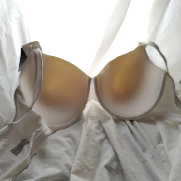 Bali Lace Desire Natural Lift Bra NWT 😍 - Picture 11 of 14